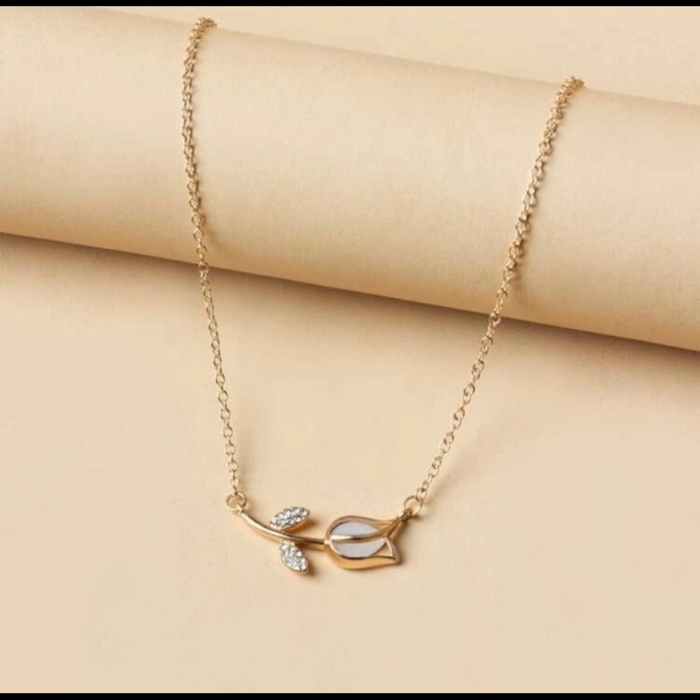 Gold Tulip Necklace